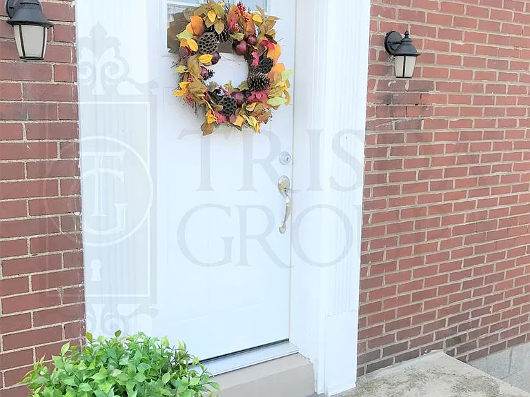 3218 Glendale Ave — Photo 49