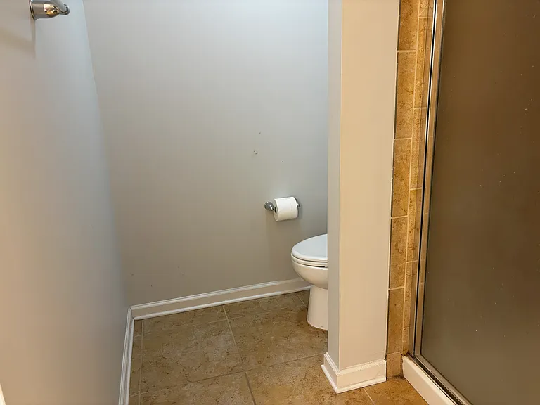 5600 Moresby Ct — Photo 31