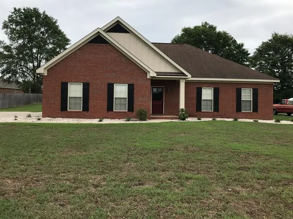 316 Cotton Ridge Ln, Dothan, AL 36301