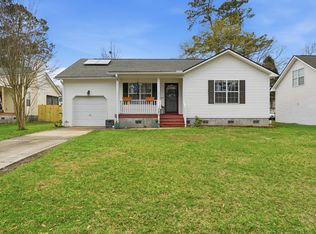 121 Apache Dr, Summerville, SC 29483