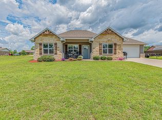 177 Mill St, Emory, TX 75440