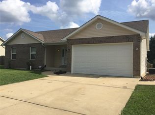278 Heritage Dr, Sullivan, MO 63080