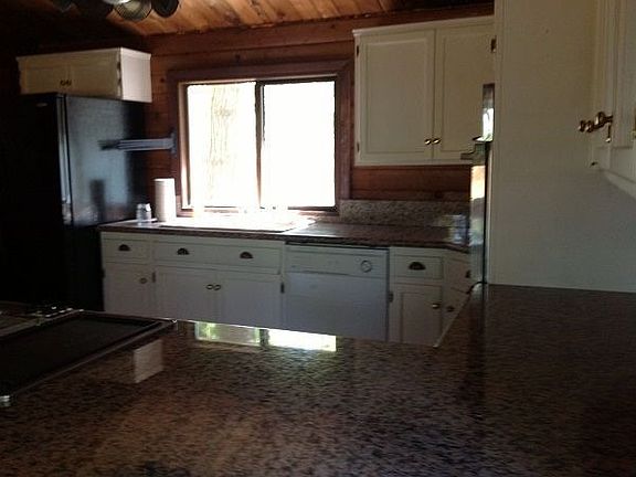 3rd image of 1608 210th Ave E