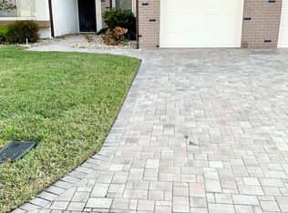 7560 Heather Walk Dr, Weeki Wachee, FL 34613