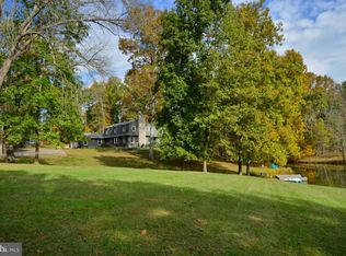 37340 Bolyn Rd, Purcellville, VA 20132