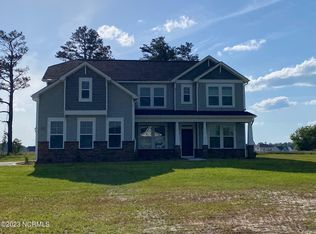 189 Sweet Grass Ln, Raeford, NC 28376