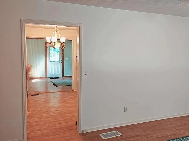 4400 Winding Creek Dr — Photo 25