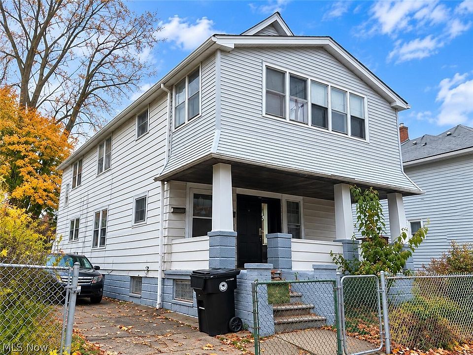 1st image of 1326 W 76th St