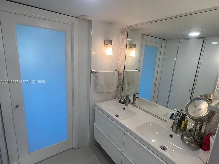 5701 Collins Ave #1703 — Photo 19