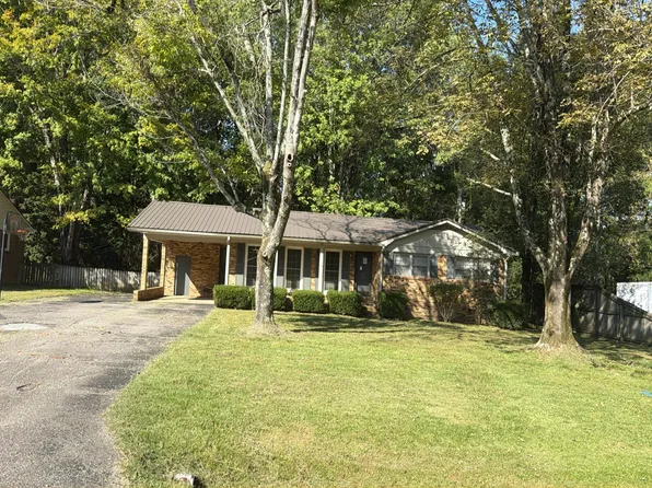 308 Royal Oak Dr, Paris, TN 38242