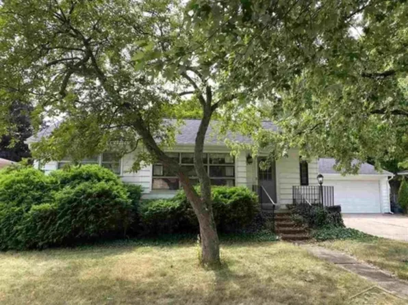 2241 Marshall Ct, Saginaw, MI 48602