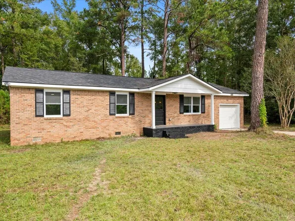 114 Press Dr, Holly Hill, SC 29059