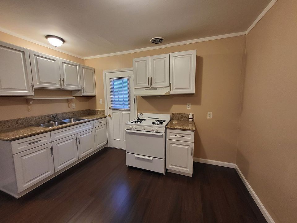 1st image of 5533 W 118th St #0