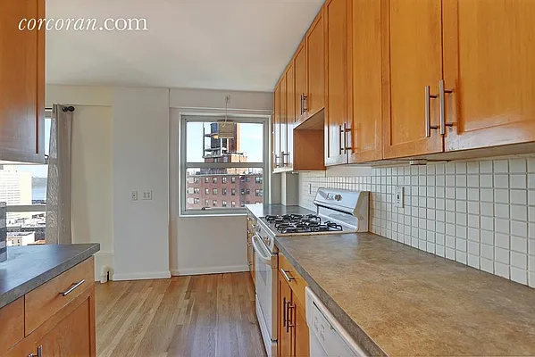 Sold by Corcoran | media 3