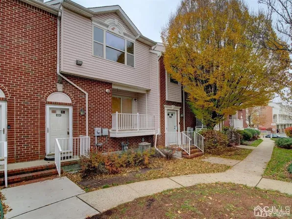 500 Great Beds Ct, Perth Amboy, NJ 08861