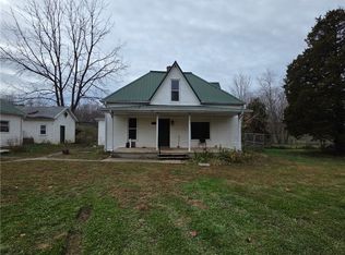 615 S Court Avenue, English, IN 47118