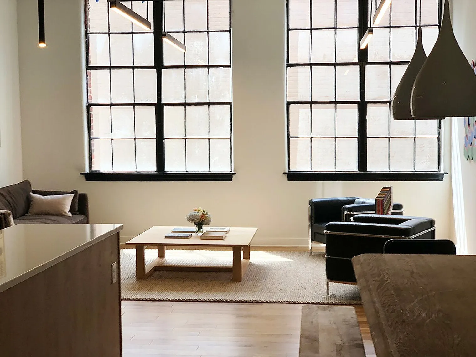 2 bed, 2.0 bath, $4,173 — Photo 2