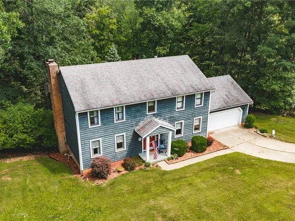 151 Granada Cir, Parkersburg, WV 26104