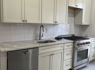 821 Maple St FLOOR 2, Brooklyn, NY 11203