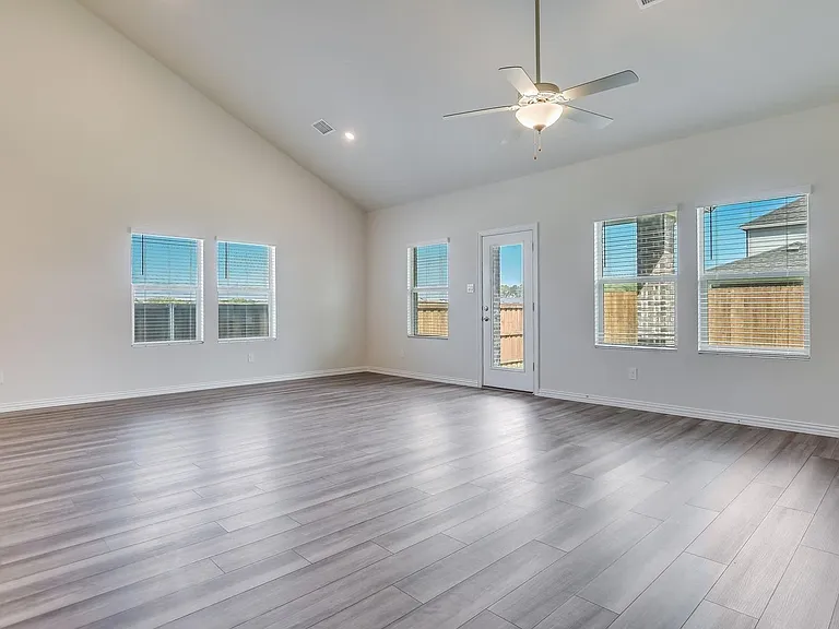 4110 Broadleaf Dr — Photo 9
