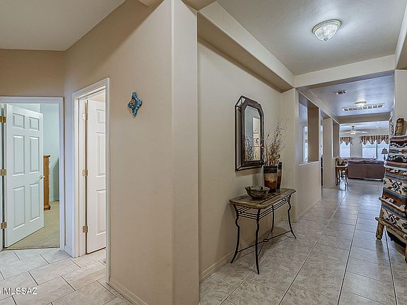 5th image of 15181 N Triple Crown Pl