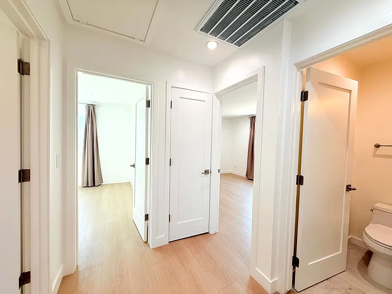 10839 Fellows Avenue — Photo 23