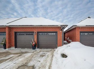 10 Isherwood Ave #18, Cambridge, ON N1R 8L8