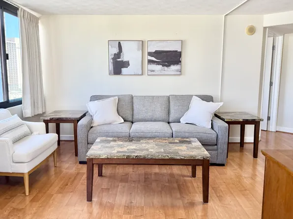 343 Hobron Ln APT 1802, Honolulu, HI 96815