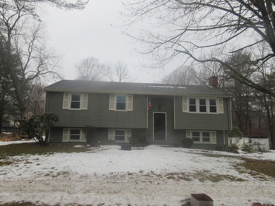 1st image of 15 Pleasant St