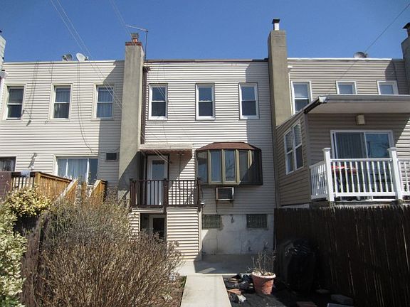 2nd image of 6538 Admiral Ave