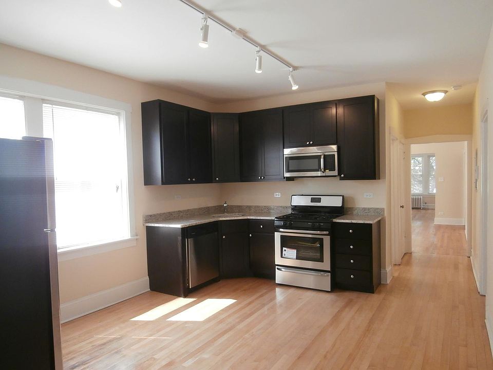 1st image of 3115 N Monticello Ave #2