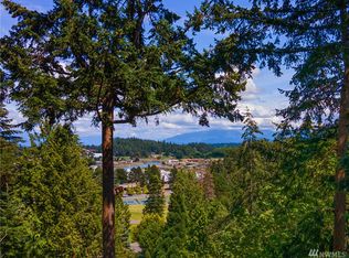 499 Wanapum Dr, La Conner, WA 98257