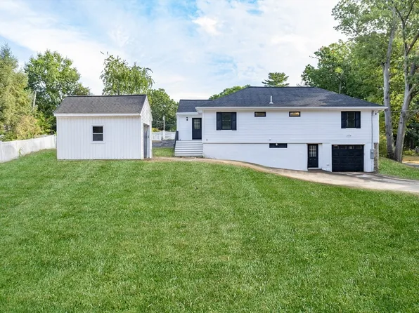 64 Old Andover Rd, North Reading, MA 01864