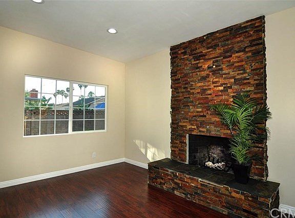 2nd image of 1139 Sandsprings Dr
