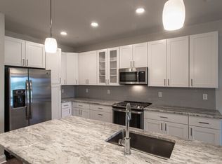 Woodmont Commons Apartments, Londonderry, NH 03053