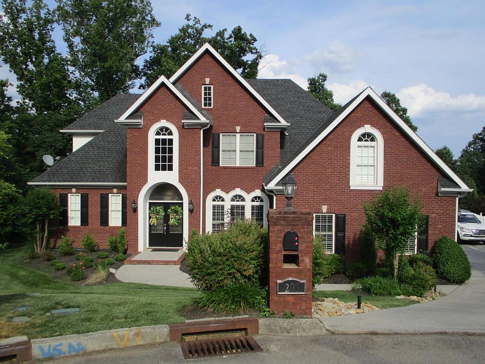 1st image of 206 Brooke Valley Blvd