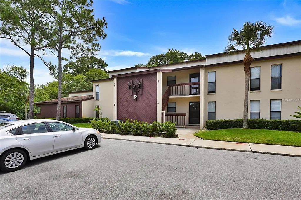 2 bed, 2.0 bath, 1220 sqft, $1,900 — Photo 4