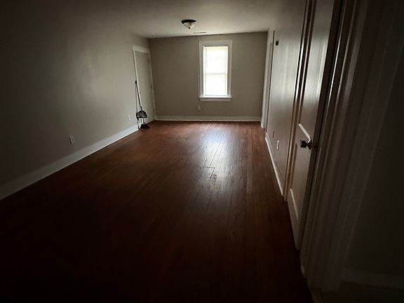 5th image of 1511 Maple Ave APT 101