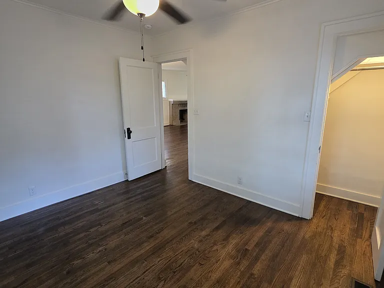 1432 S Gary Ave — Photo 18