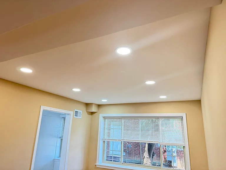 8804 Bradford Rd — Photo 15