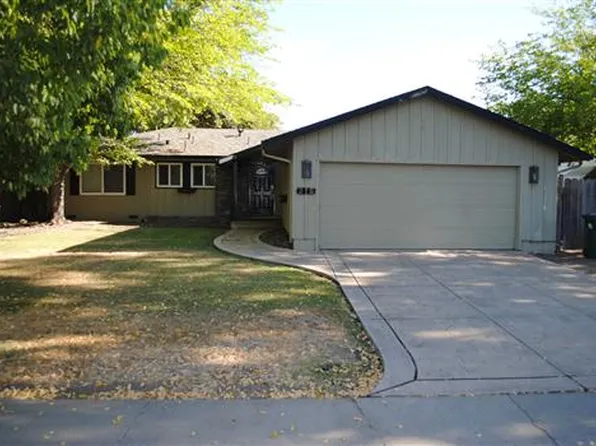 215 E Benjamin Holt Dr, Stockton, CA 95207