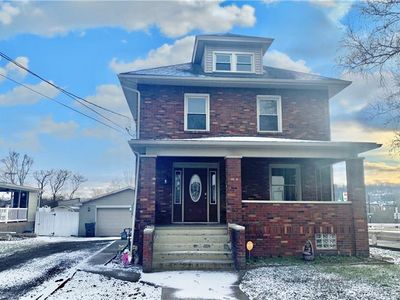 429 1st Ave, Ellwood City, PA, 16117