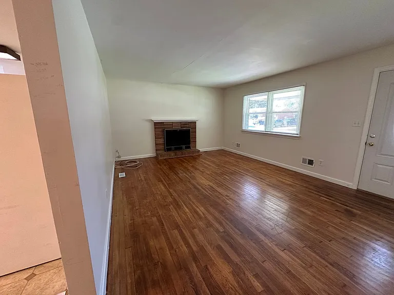 1408 Dermott Ave — Photo 8