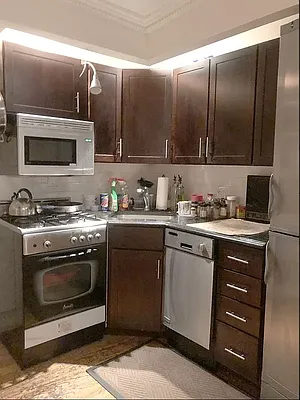 Rented by Metropolitan Property Group | media 4