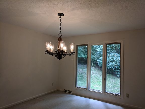 Dining Rm