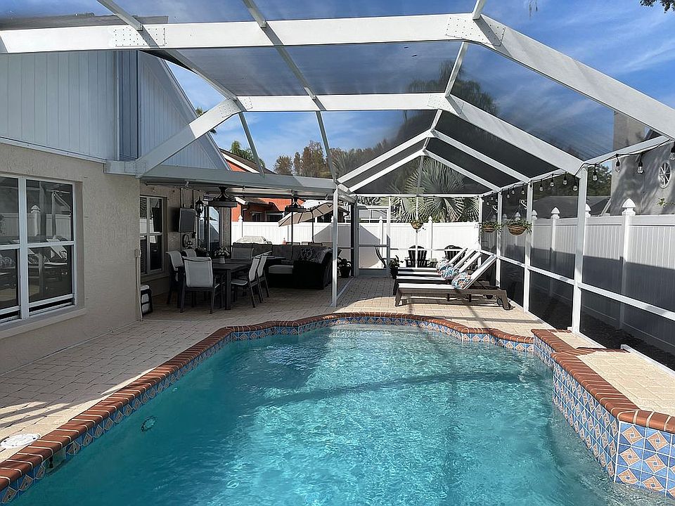2nd image of 14906 Rocky Ledge Dr