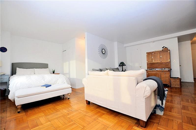 2nd image of 155 E 34th St APT 15J