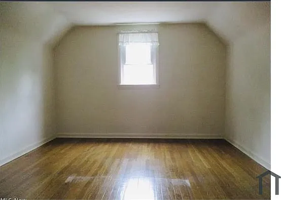9300 Plymouth Ave — Photo 2