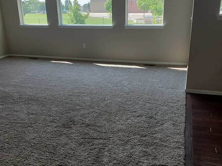 living area - plenty of light