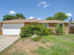 7805 Evening Star Dr, Fort Worth, TX 76133
